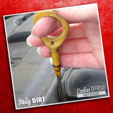 LON-Daily-Dirt-HowTo-Check-Oil